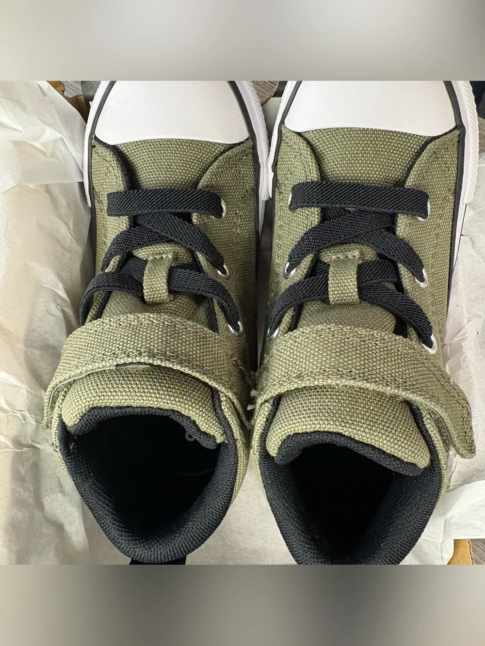 Converse Kids Olive and Black Low-Top Sneakers with Strap